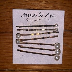 Brand New Pearl Hair Barrettes